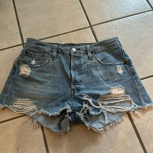 Levis 501 high waisted denim shorts